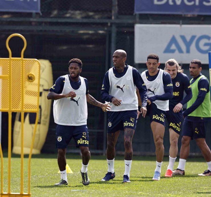 FENERBAHÇE, KAYSERİSPOR MAÇI HAZIRLIKLARINI TAMAMLADI