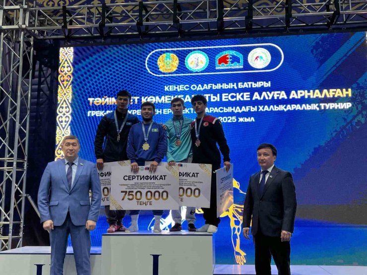 GREKOROMEN GÜREŞ MİLLİ TAKIMI, KAZAKİSTAN’DAN 5 MADALYA İLE DÖNDÜ