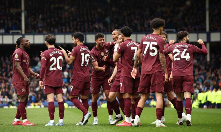 MANCHESTER CİTY, EVERTON’I 2-0 İLE GEÇTİ