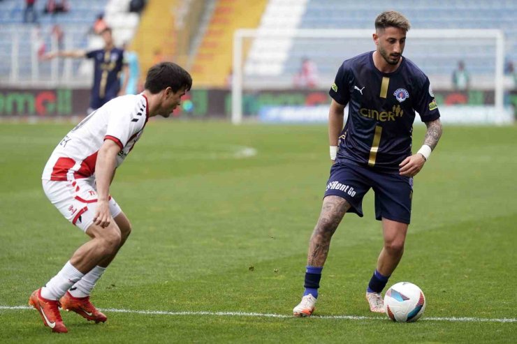 TRENDYOL SÜPER LİG: KASIMPAŞA: 3 - SİVASSPOR: 1 (MAÇ SONUCU)