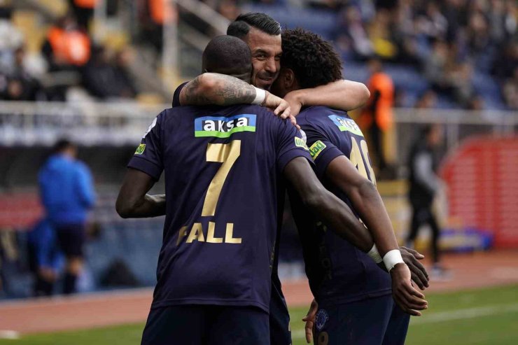 TRENDYOL SÜPER LİG: KASIMPAŞA: 2 - SİVASSPOR: 0 (İLK YARI)