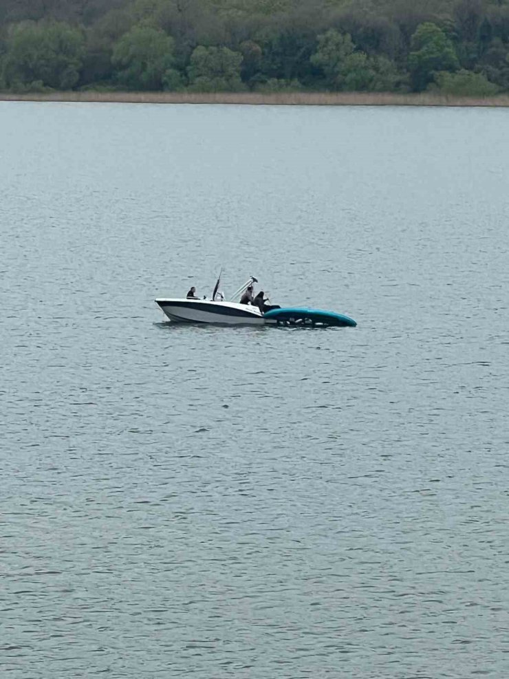 TERKOS GÖLÜ’NDE BALIK TUTMAK İSTEYEN 3 KİŞİ ÖLÜMDEN DÖNDÜ