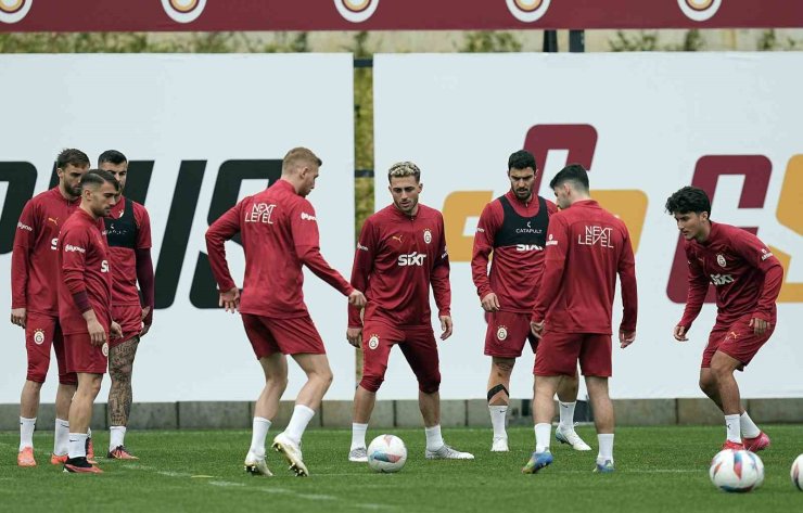 GALATASARAY, KONYASPOR MAÇI HAZIRLIKLARINA DEVAM ETTİ