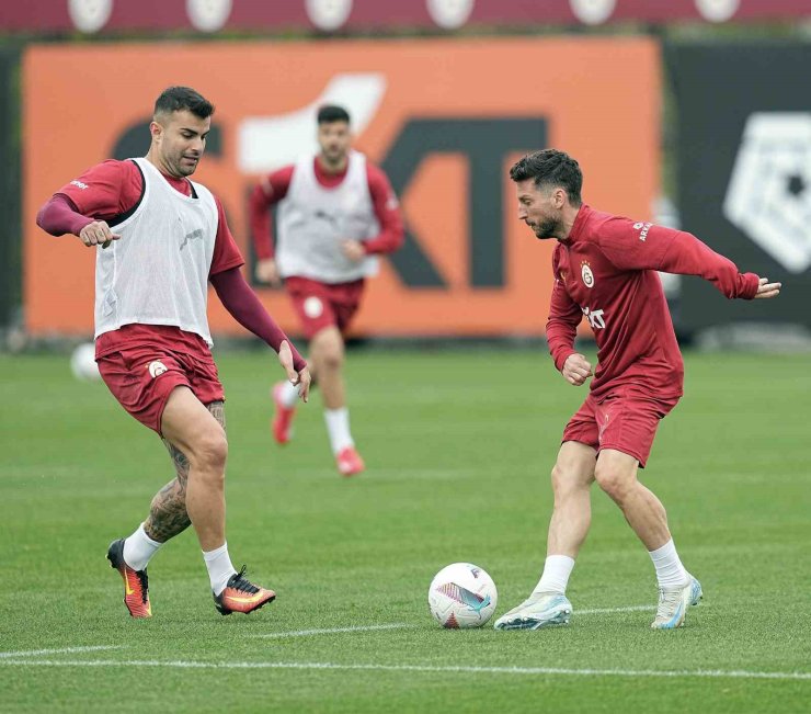 GALATASARAY, KONYASPOR MAÇI HAZIRLIKLARINA DEVAM ETTİ