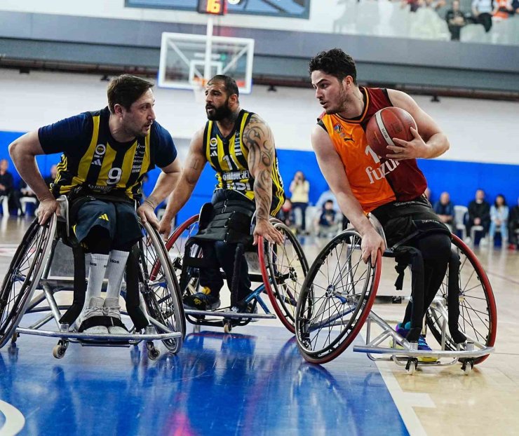 TEKERLEKLİ SANDALYE BASKETBOL SÜPER LİGİ’NDE ŞAMPİYON GALATASARAY
