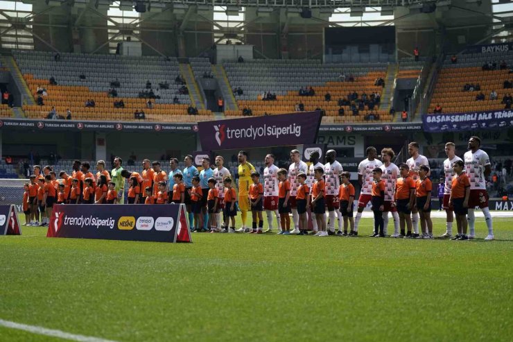 TRENDYOL SÜPER LİG: BAŞAKŞEHİR: 2 - GAZİANTEP FK: 1 (İLK YARI)