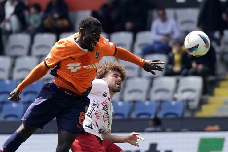 TRENDYOL SÜPER LİG: BAŞAKŞEHİR: 2 - GAZİANTEP FK: 1 (MAÇ SONUCU)