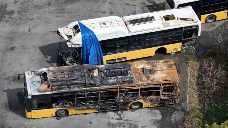 İETT GARAJLARI OTOBÜS MEZARLIĞINA DÖNÜŞTÜ, YANAN OTOBÜSLER HAVADAN GÖRÜNTÜLENDİ