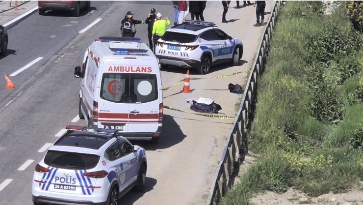 SİLİVRİ’DE GERİ MANEVRA YAPAN TIR YAŞLI ADAMA ÇARPTI