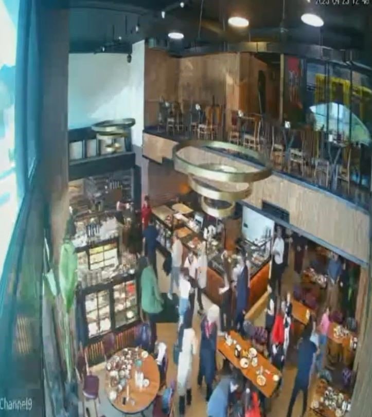 BEYLİKDÜZÜ RESTAURANTTA YAŞANAN PANİK ANLARI GÜVENLİK KAMERASINA YANSIDI