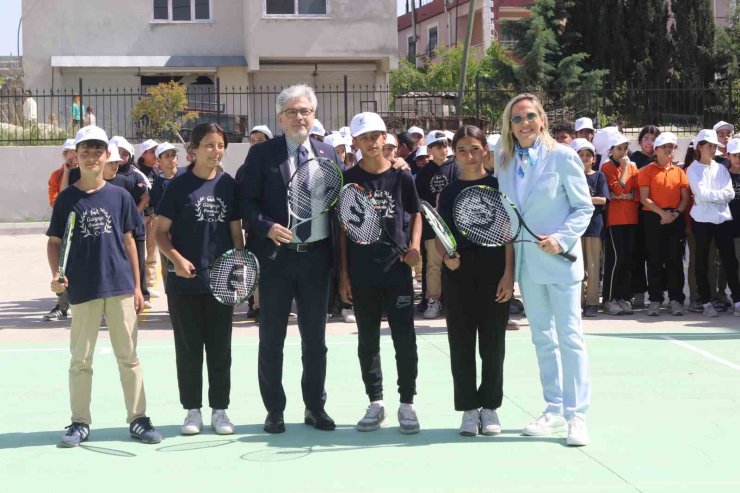HAYDİ TENİSE PROJESİ DEPREM BÖLGESİNDE EŞ ZAMANLI BAŞLADI