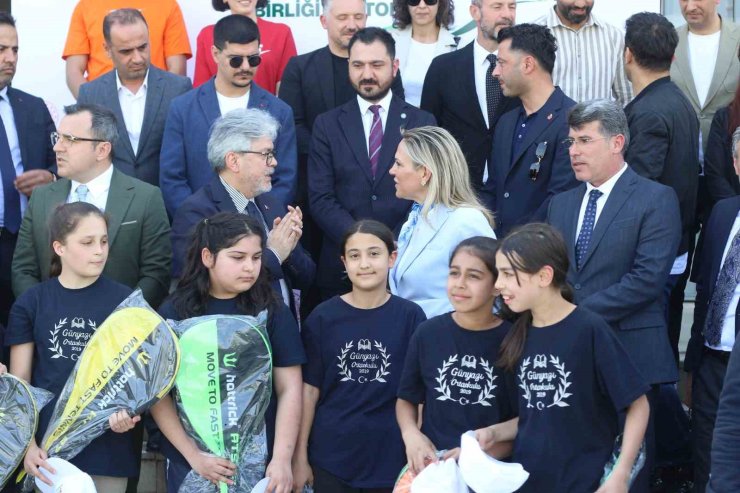 HAYDİ TENİSE PROJESİ DEPREM BÖLGESİNDE EŞ ZAMANLI BAŞLADI