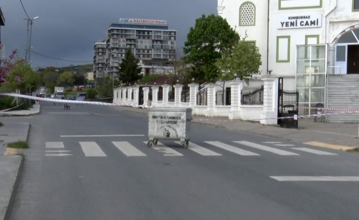 BÜYÜKÇEKMECE’DE MİNARESİ HASAR ALAN CAMİ İBADETE KAPATILDI