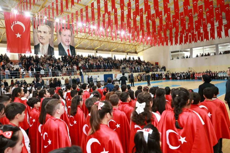 SULTANBEYLİ’DE 23 NİSAN COŞKUSU