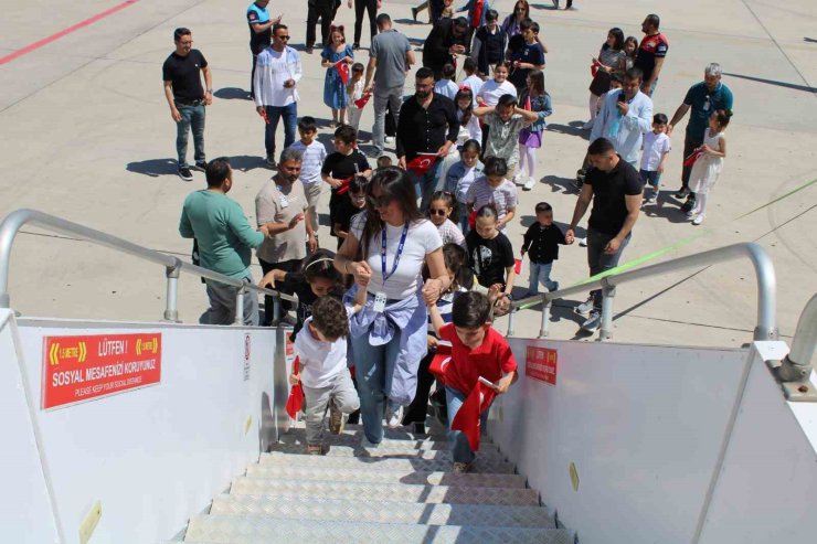 TAV HAVALİMANLARI’NDAN ÇOCUKLARA ÖZEL DİJİTAL GÜVENLİK FARKINDALIK KİTABI