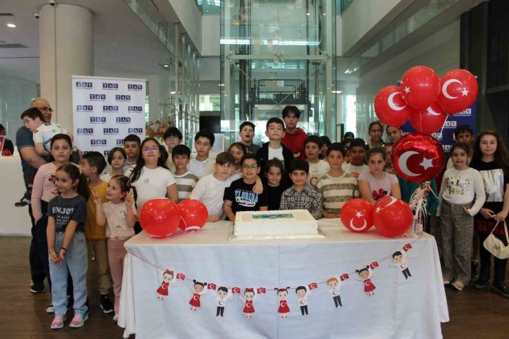 TAV HAVALİMANLARI’NDAN ÇOCUKLARA ÖZEL DİJİTAL GÜVENLİK FARKINDALIK KİTABI