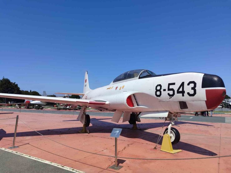 HAVA KUVVETLERİ MÜZESİ’NDE 23 NİSAN COŞKUYLA KUTLANDI