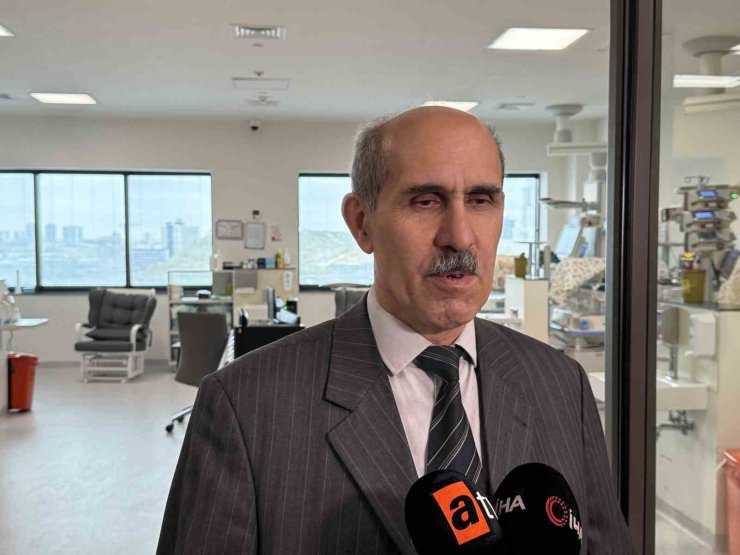 DEPREM ANINDA BEBEKLERİN YANINDAN AYRILMAYAN HEMŞİRE KONUŞTU