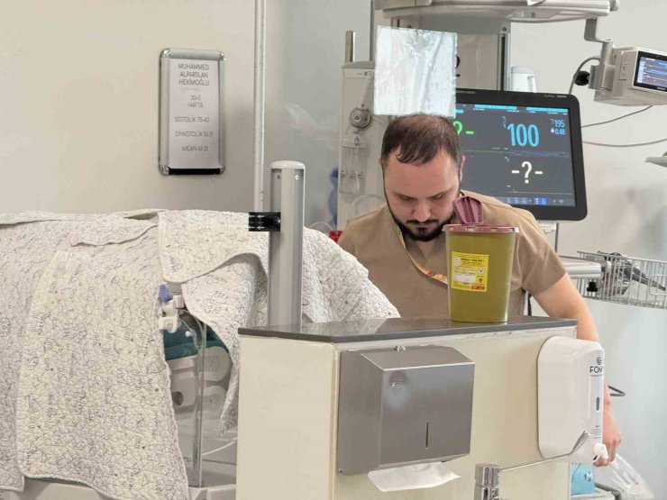 DEPREM ANINDA BEBEKLERİN YANINDAN AYRILMAYAN HEMŞİRE KONUŞTU