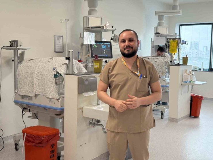 DEPREM ANINDA BEBEKLERİN YANINDAN AYRILMAYAN HEMŞİRE KONUŞTU