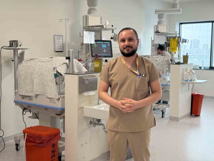 DEPREM ANINDA BEBEKLERİN YANINDAN AYRILMAYAN HEMŞİRE KONUŞTU