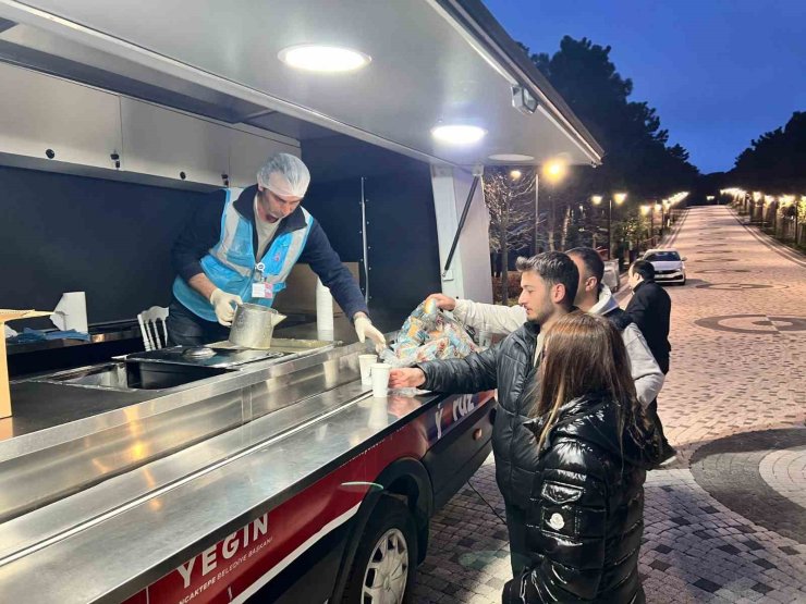 DEPREM SONRASI SANCAKTEPE BELEDİYESİ VATANDAŞLARI YALNIZ BIRAKMADI