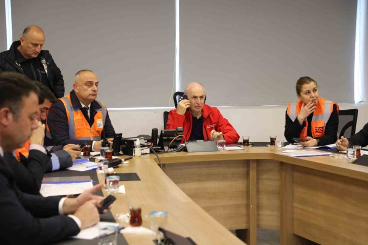 BÜYÜKÇEKMECE BELEDİYESİ İLÇE HALKININ İHTİYAÇLARINI ANINDA KARŞILIYOR