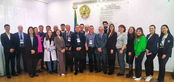 TİANLONG, KAZAKİSTAN’DA BİYOMEDİKAL FORUMUNA KATILDI