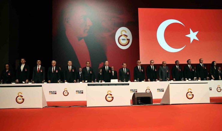 DURSUN ÖZBEK: "HEDEFİMİZ TÜRKİYE KUPASI’NI DA KAZANARAK ÇİFT KUPAYLA TAMAMLAMAK"