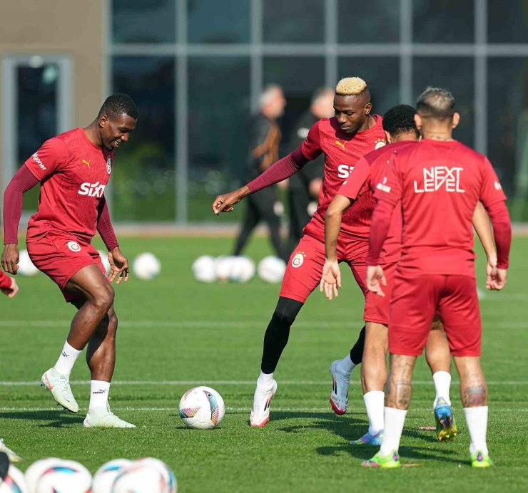 GALATASARAY, EYÜPSPOR MAÇI HAZIRLIKLARINI TAMAMLADI