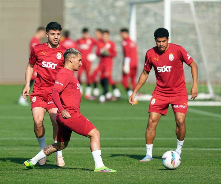 GALATASARAY, EYÜPSPOR MAÇI HAZIRLIKLARINI TAMAMLADI