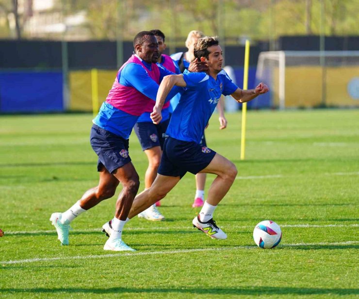 EYÜPSPOR, GALATASARAY MAÇININ HAZIRLIKLARINI TAMAMLADI