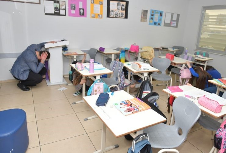 ESENYURT BELEDİYESİ AFETLERE KARŞI HAZIRLIKLARINI SÜRDÜRÜYOR