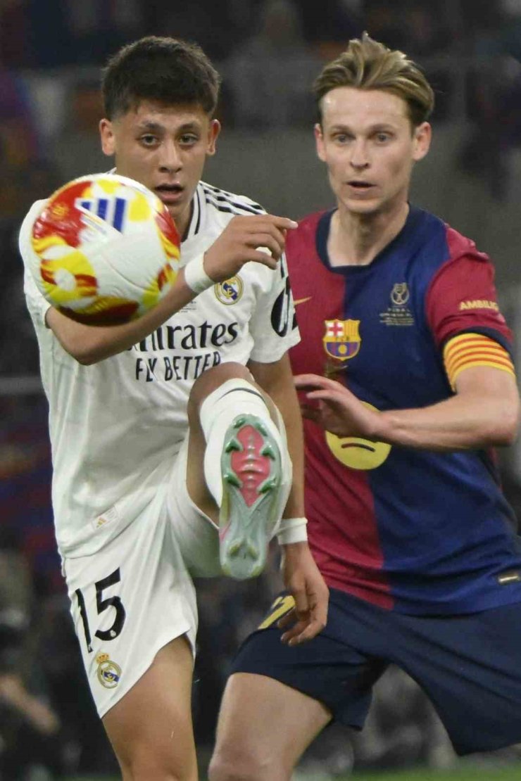 İSPANYA KRAL KUPASI BARCELONA’NIN