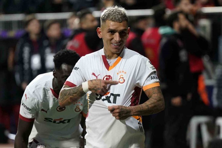 TRENDYOL SÜPER LİG: EYÜPSPOR: 1 - GALATASARAY: 5 (MAÇ SONUCU)