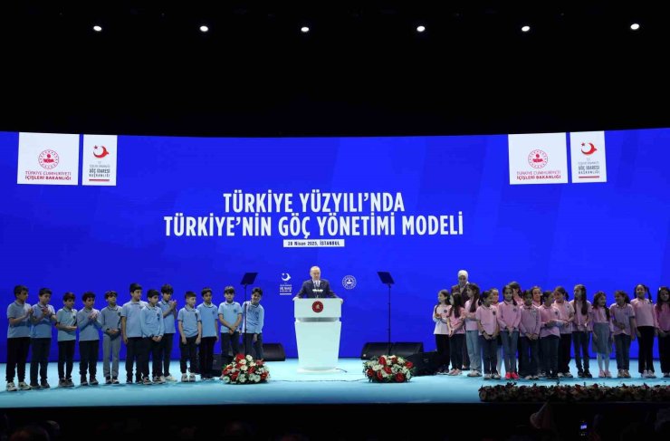 CUMHURBAŞKANI ERDOĞAN "TÜRKİYE’DE TOPLAM 4 MİLYON 33 BİN GÖÇMEN VAR"