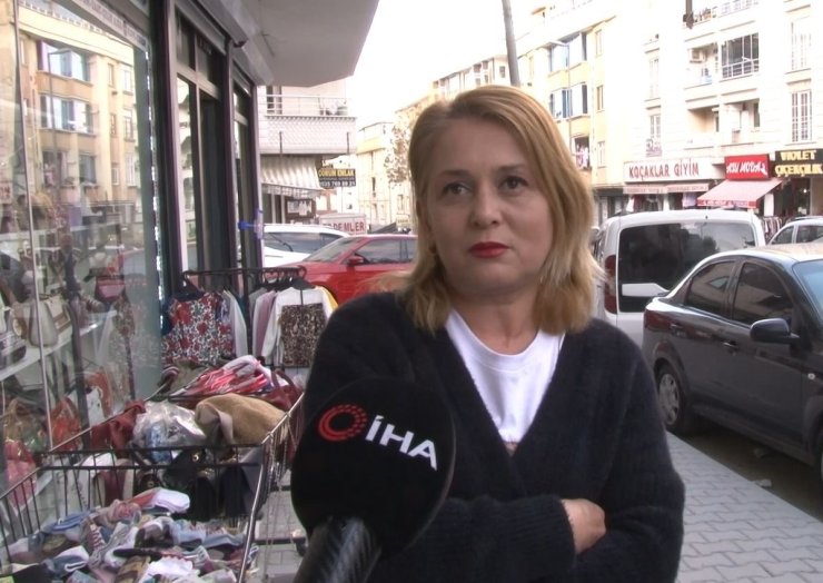 ESENYURT’TA KAVGAYI FIRSAT BİLEREK ÇANTAYI ALIP BÖYLE KAÇTI