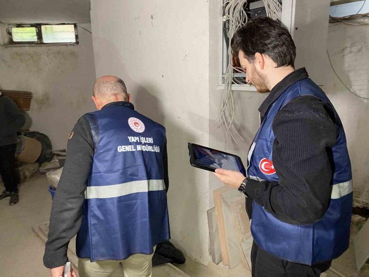 DEPREM SONRASINDA İSTANBUL’DA HASAR TESPİT ÇALIŞMALARI DEVAM EDİYOR