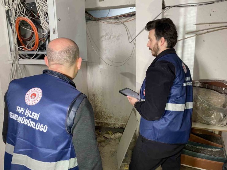 DEPREM SONRASINDA İSTANBUL’DA HASAR TESPİT ÇALIŞMALARI DEVAM EDİYOR