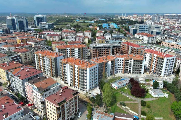 HİZMET SİTESİ SAKİNLERİ YENİ EVLERİNE KAVUŞUYOR