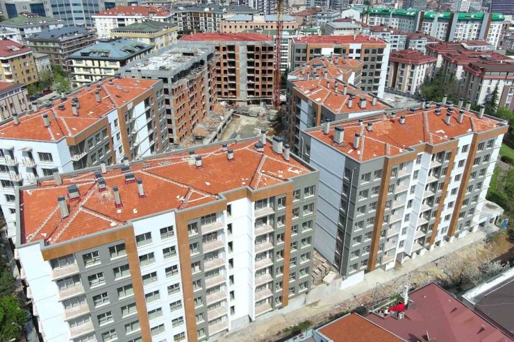 HİZMET SİTESİ SAKİNLERİ YENİ EVLERİNE KAVUŞUYOR