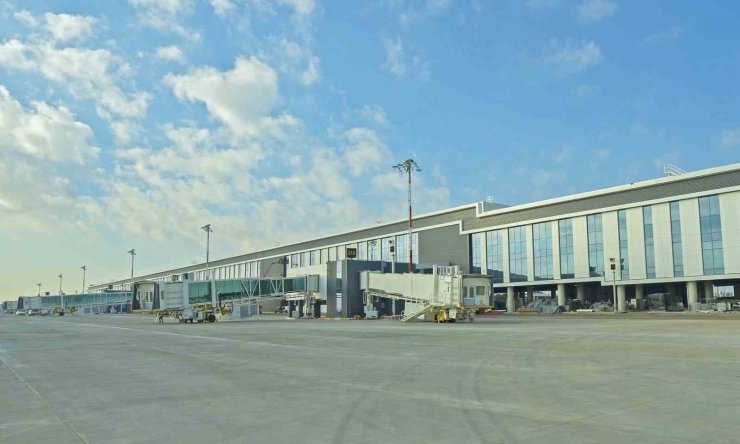 ANTALYA HAVALİMANI’NA 2,5 MİLYAR AVROLUK FİNANSMAN PAKETİ