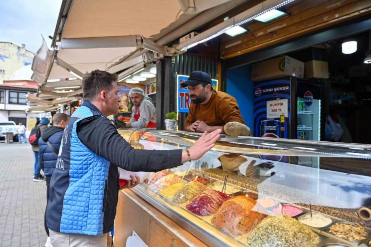 BEŞİKTAŞ’TA KUMPİR SATAN 4 İŞLETME KAPATILDI