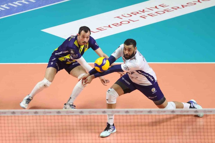 FENERBAHÇE SEZONU 3. SIRADA TAMAMLADI