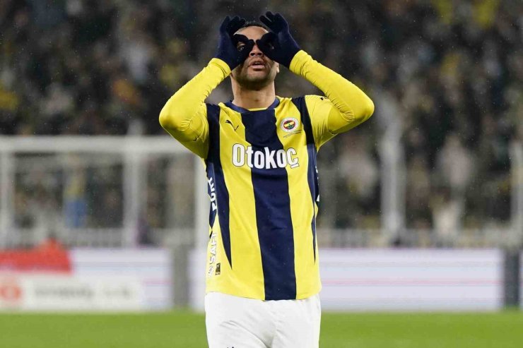 FENERBAHÇE - BEŞİKTAŞ DERBİSİNDE GÖZLER GOLCÜLERDE OLACAK
