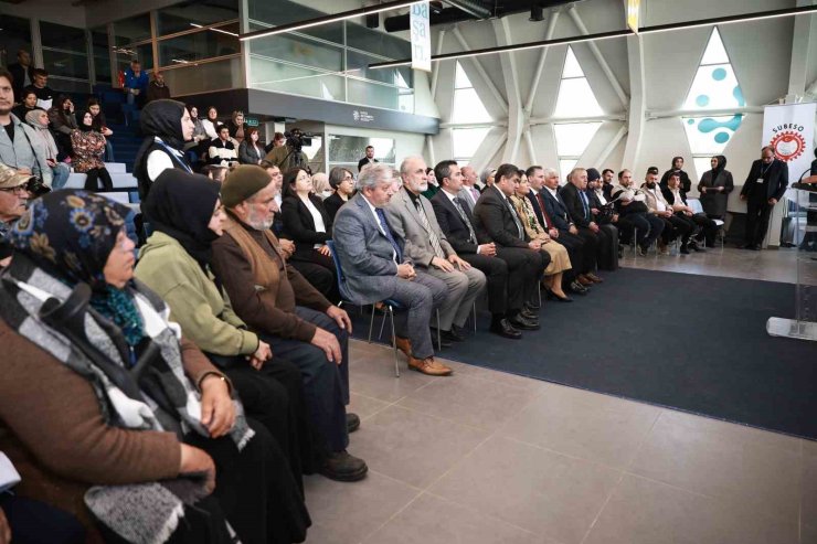 SULTANBEYLİ’DE YAŞLILARA BÜYÜK HİZMET