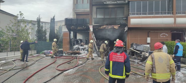 PENDİK’TE İŞYERİNDE YANGIN