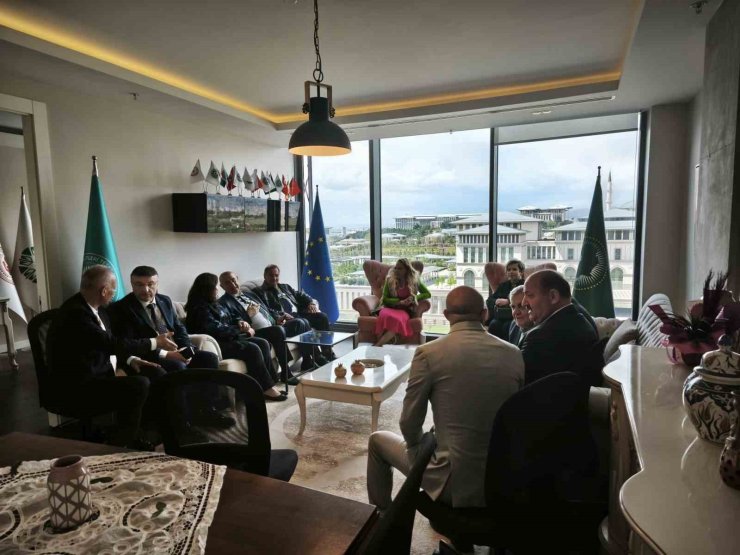 SAĞLIK TURİZMİ KONFEDERASYONU YENİ OFİSİNİ AÇTI