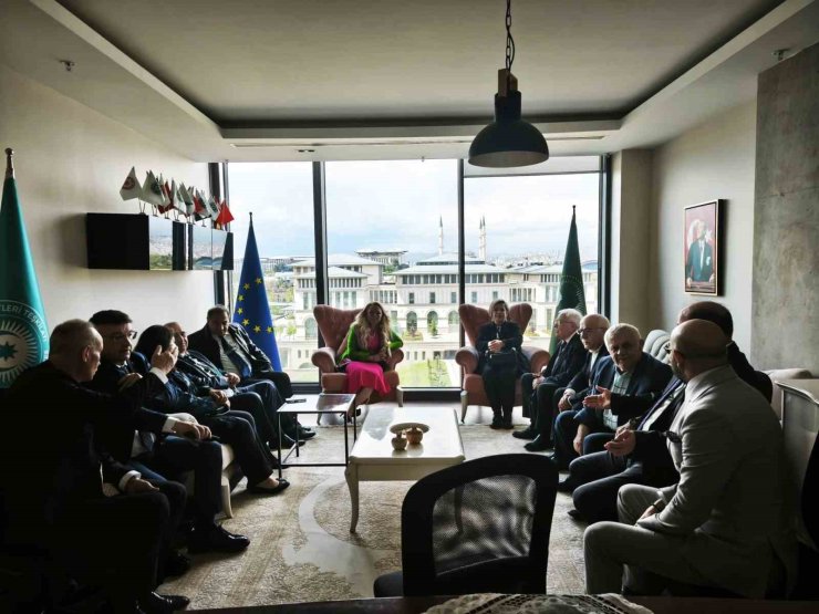 SAĞLIK TURİZMİ KONFEDERASYONU YENİ OFİSİNİ AÇTI