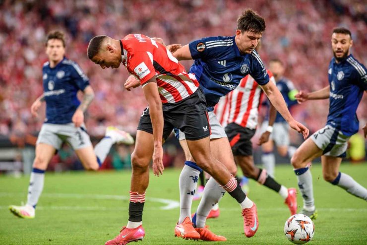 MANCHESTER UNİTED, İSPANYA’DA FARKLI KAZANDI